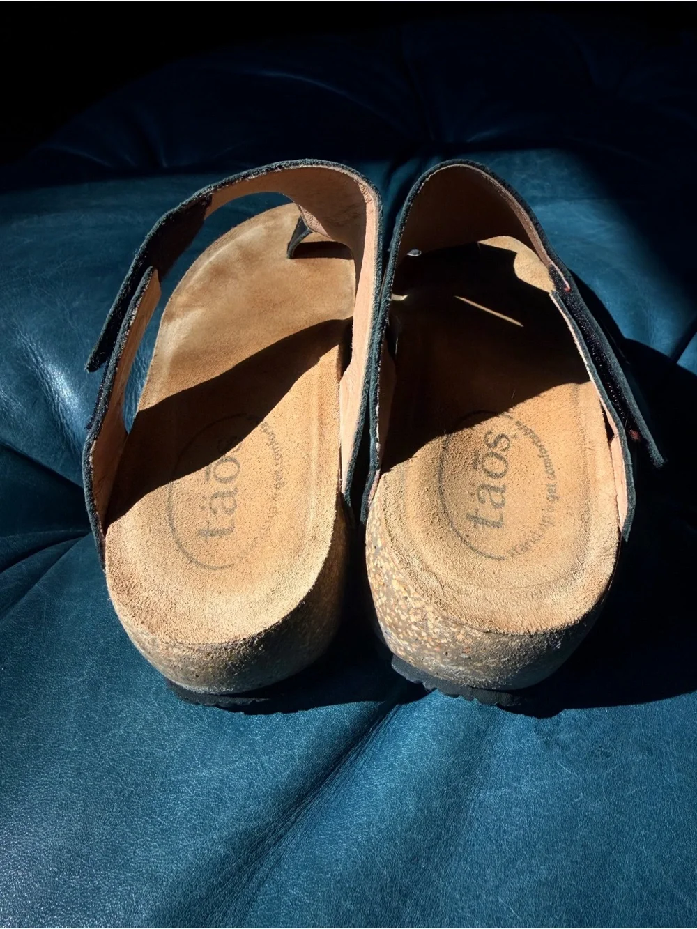Taos Loop Black Leather Sandals with Tan Suede Footbed 39, 8-8.5